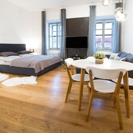 Апартаменти U Zlate Hvezdy Apartman Rizal Літомержице Екстер'єр фото