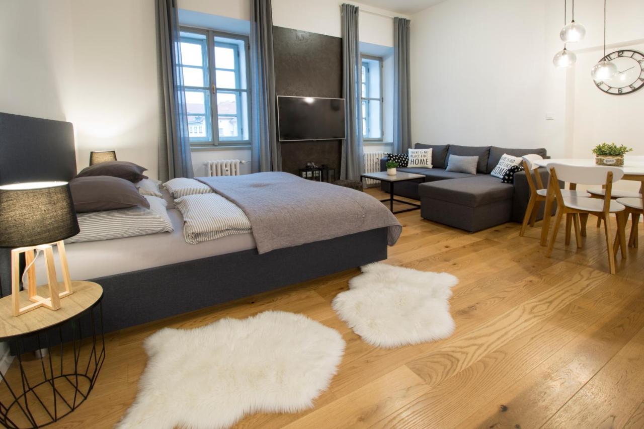 Апартаменти U Zlate Hvezdy Apartman Rizal Літомержице Екстер'єр фото